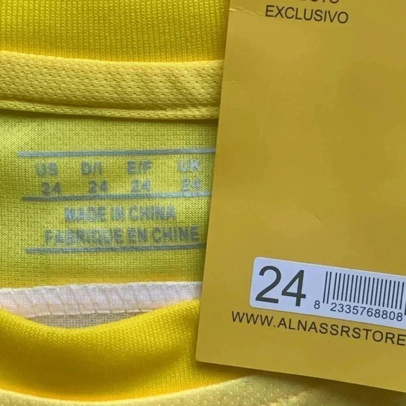 Cristano Ronaldo Al Nassr FC Soccer Jersey, Shorts Set 2023/24 Kids Home M NWT - Picture 4 of 7